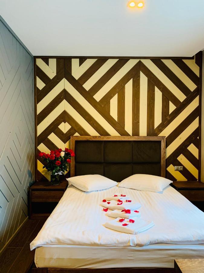 Hotel Monysto บูโคเวล ภายนอก รูปภาพ