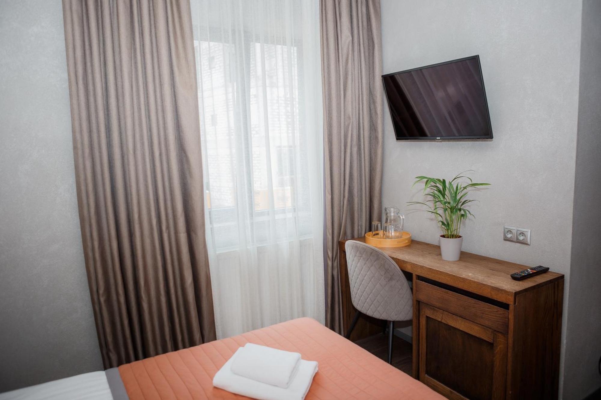 Hotel Monysto บูโคเวล ภายนอก รูปภาพ