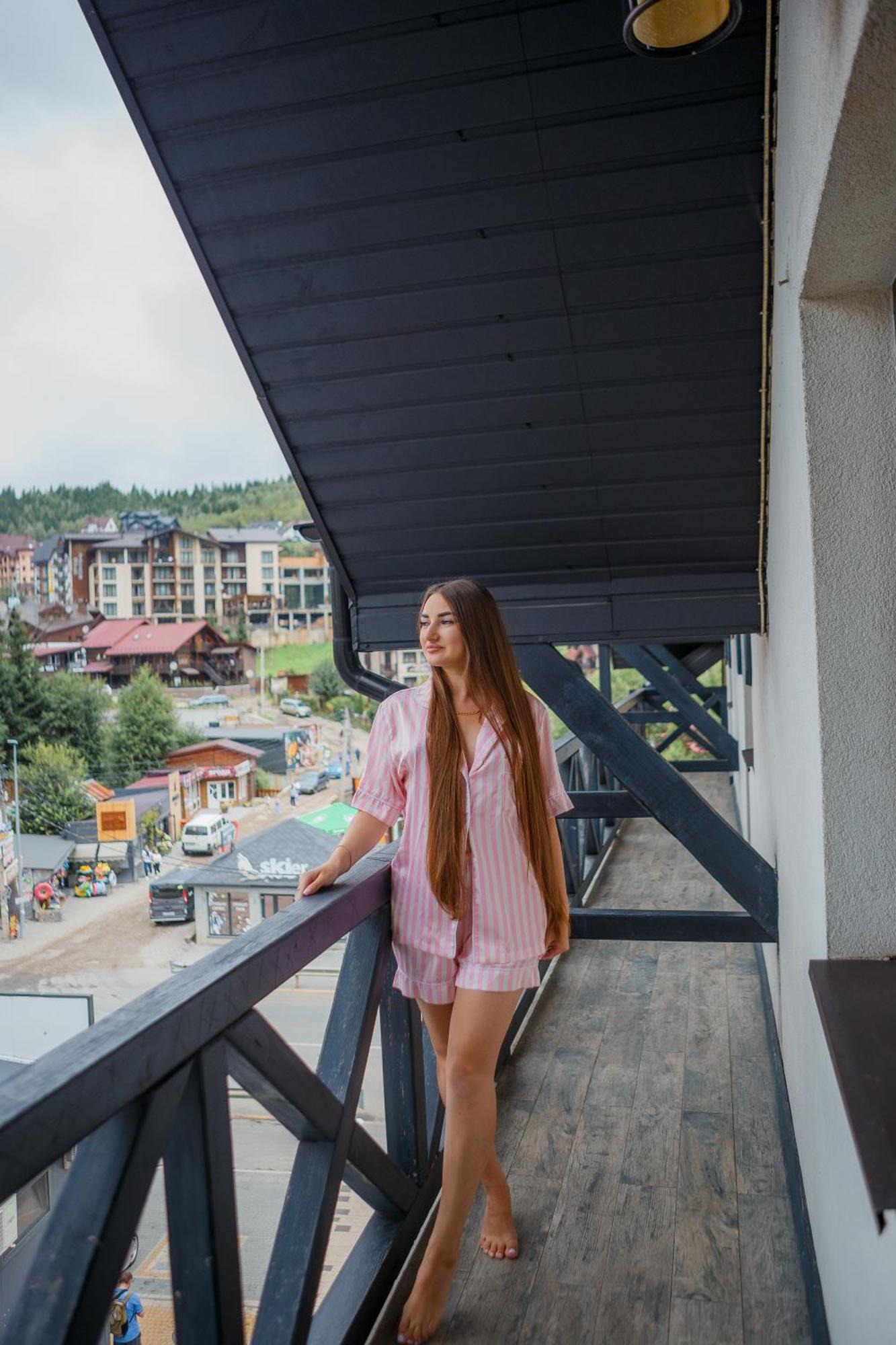 Hotel Monysto บูโคเวล ภายนอก รูปภาพ