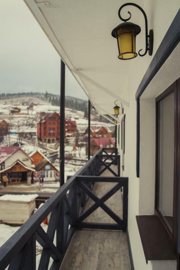 Hotel Monysto บูโคเวล ภายนอก รูปภาพ